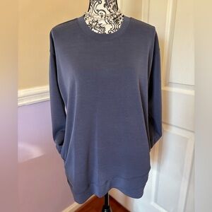 SAGE Collective, Classic Sweatshirt, blue, oversized & stretchy- size Small
